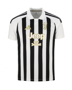 Billige Fotballdrakt Juventus Replika Hjemmedrakt 2026-27 Kortermet Billige Fotballdrakt Juventus Replika Hjemmedrakt 2026-27 Kortermet